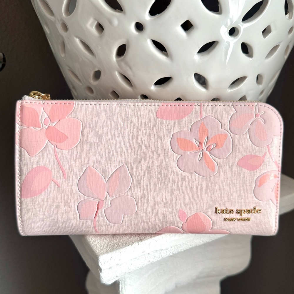 new Devin Spring Pansies Zip-around Continental Wallet